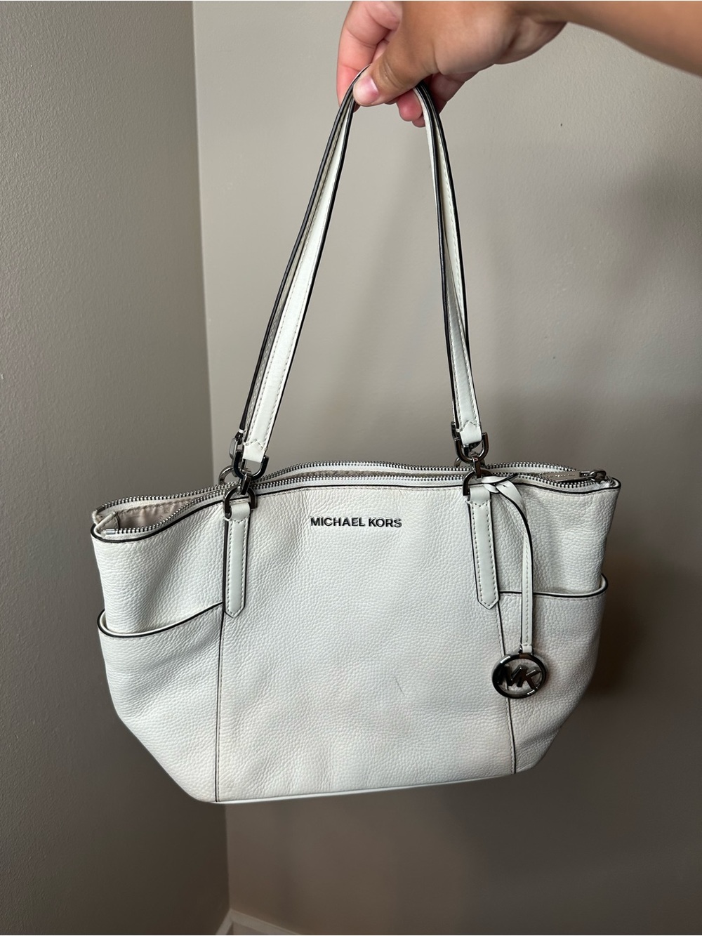 Michael Kors White Shoulder Tote